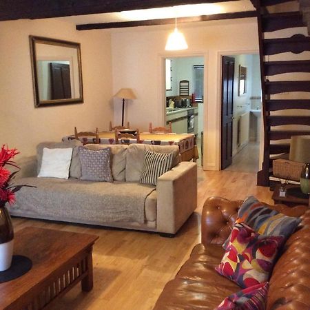 Cosy Central Windsor House Sleeps 4 Exterior photo